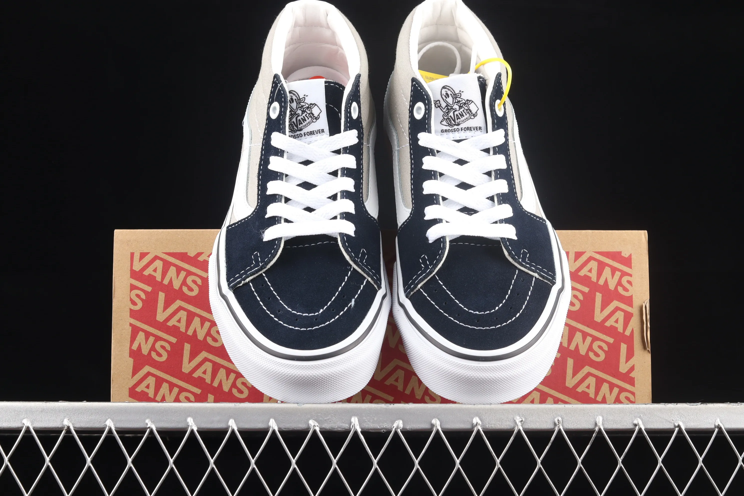 All categories Vans Vans series Vans Mid Vans China Vans SK8-Mid Pro Vans official side checkerboard small label mid-top professional skateboard shoes VN0A3WM32PD